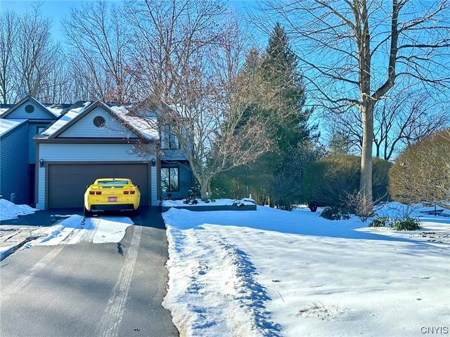 3636 Melvin Dr S, Baldwinsville, NY 13027