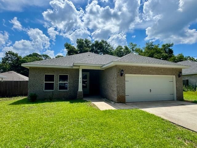 420 Little John Rd, Mary Esther, FL 32569