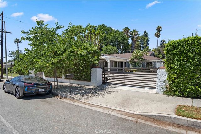 8545 Wilbur Ave, Northridge, CA 91324