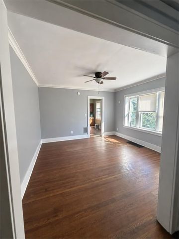 204-206 Ellicott St, Rochester, NY 14619