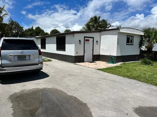 11201 SW 55th St #35, Miramar, FL 33025