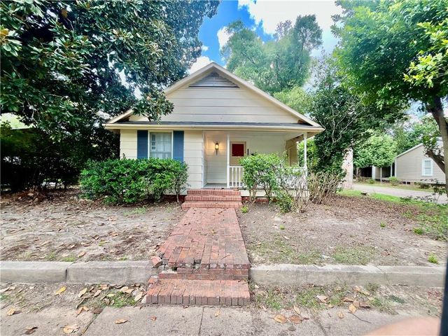 205 N  13th St, Oakdale, LA 71463