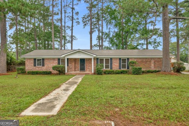 2117 Tamara Rd, Waycross, GA 31503