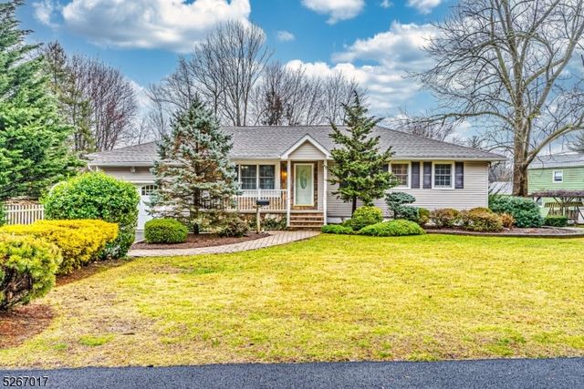 9 Lakeview Ave, Boonton, NJ 07005