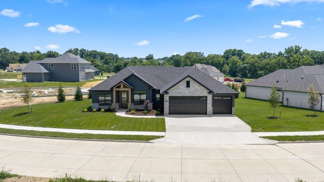2719 Easley Cabin Cir, Columbia, MO 65201