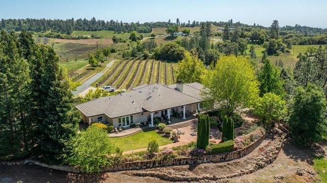 13320 Oakstream Rd, Plymouth, CA 95669