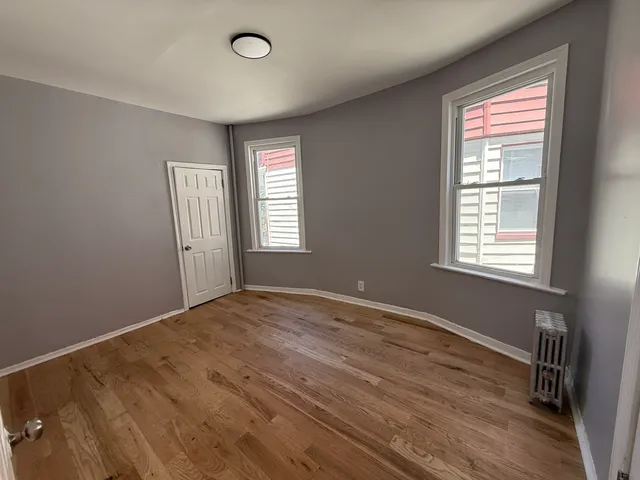 304 Glenwood Ave #1 — photo 5 of 5