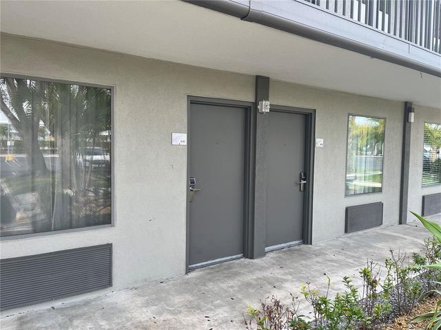 7150 N  Tamiami Trl #S-512, Sarasota, FL 34243