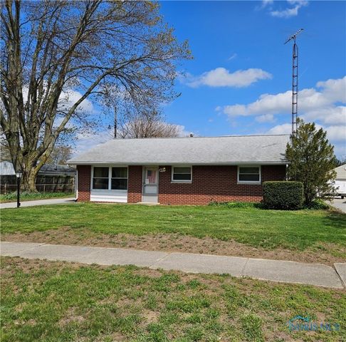 415 S  McCord Rd, Holland, OH 43528