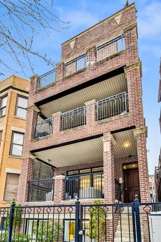902 W  Barry Ave #1, Chicago, IL 60657