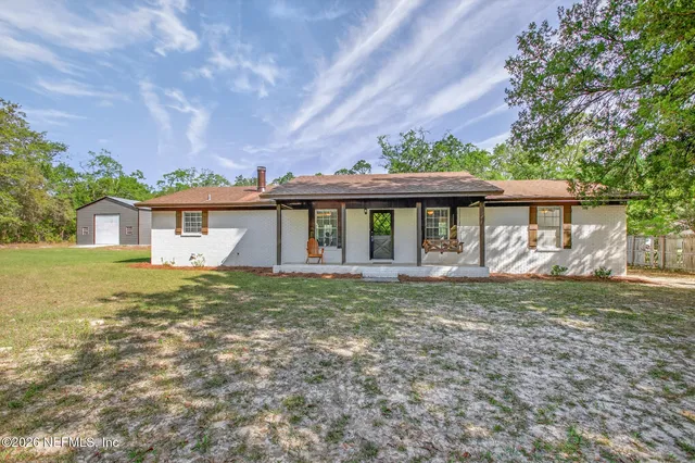 7392 S YELLOW PINE Circle, Glen St Mary, FL 32040
