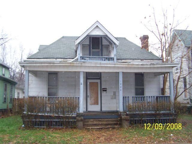 1204 N  Ellis St, Peoria, IL 61606