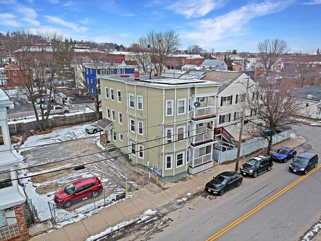 263-265 Water St, Lawrence, MA 01841