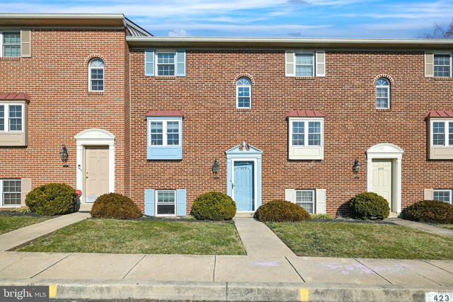 425 Weldon Dr #425, York, PA 17404