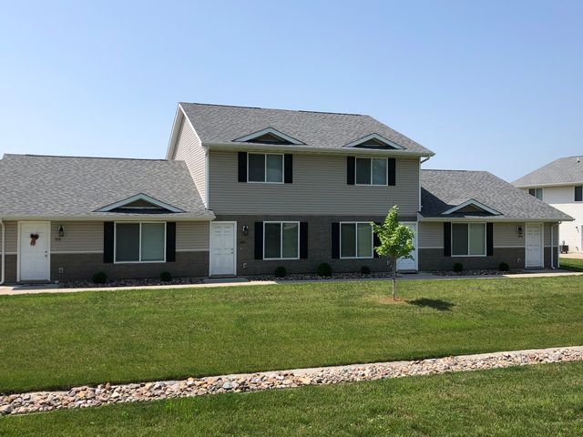 955 Parker Blvd #103, Polk City, IA 50226