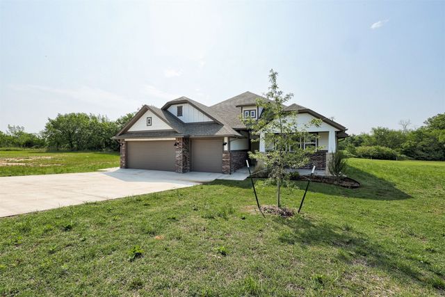 3460 Canadian Trails Ct, Noble, OK 73068