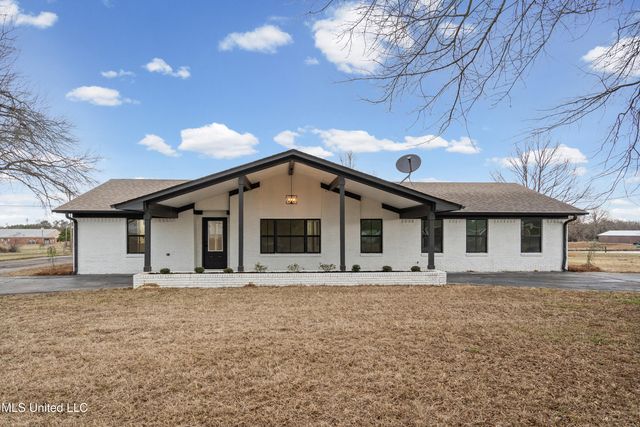 780 Salem Ave, Holly Springs, MS 38635