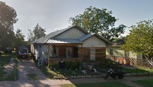 808 Bowie St, Sweetwater, TX 79556