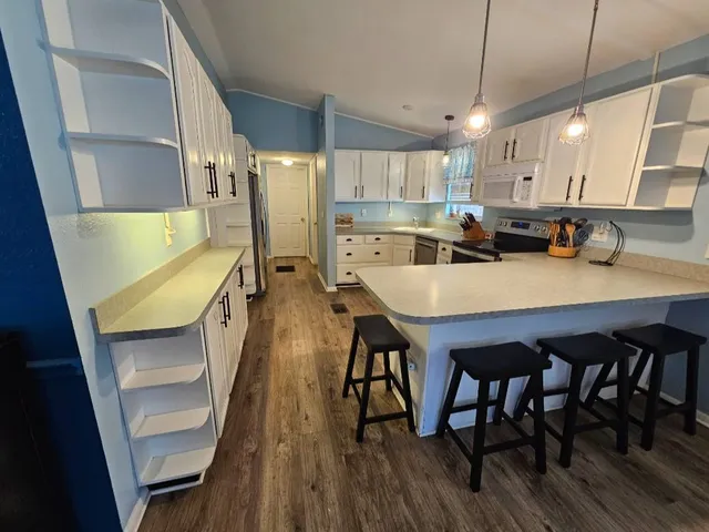 10349 1st Way  N, Saint Petersburg, FL 33716
