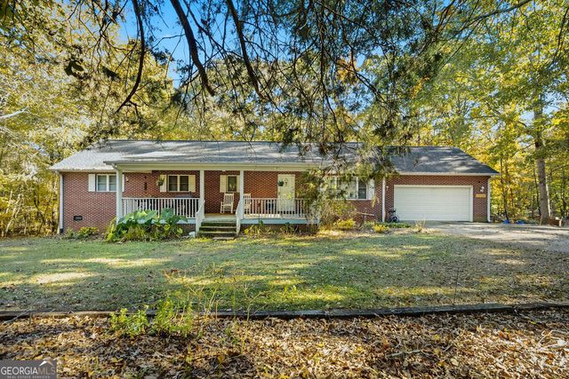 203 C P Hanks Rd, Iva, SC 29655