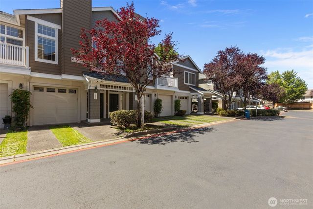 555 Anacortes Court NE #103, Renton, WA 98059