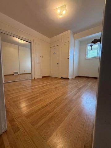 1494 19th Ave, San Francisco, CA 94122