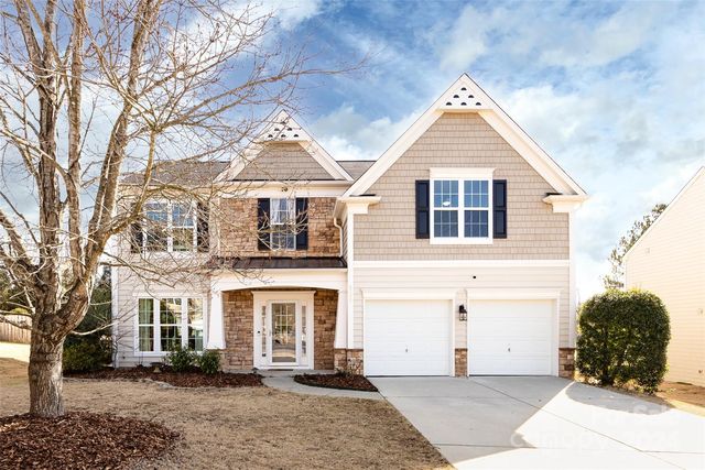 8305 Cutters Spring Dr, Waxhaw, NC 28173