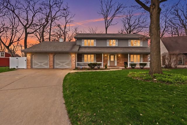 18118 Whitman Ln, Lansing, IL 60438