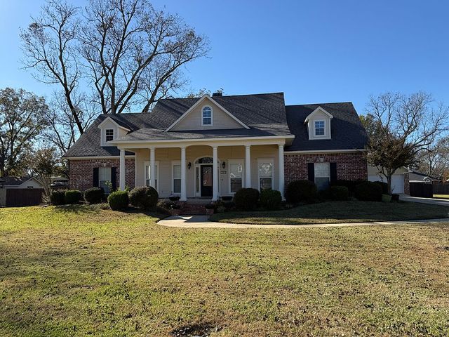 5814 Caspiana Ln, Bossier City, LA 71112