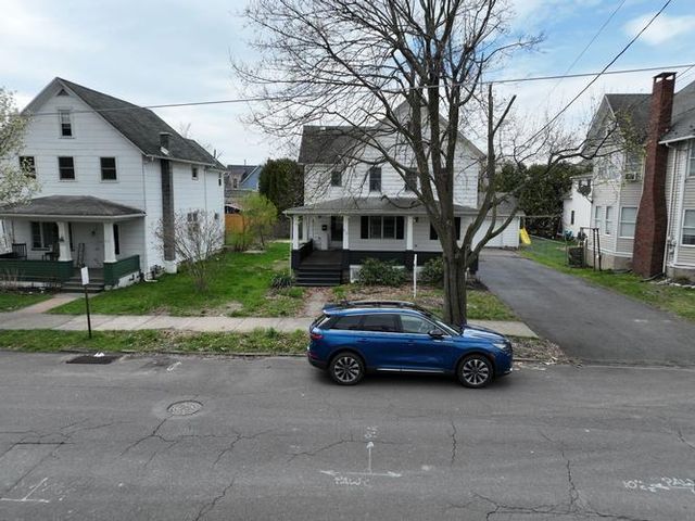 517 Montgomery Ave, West Pittston, PA 18643