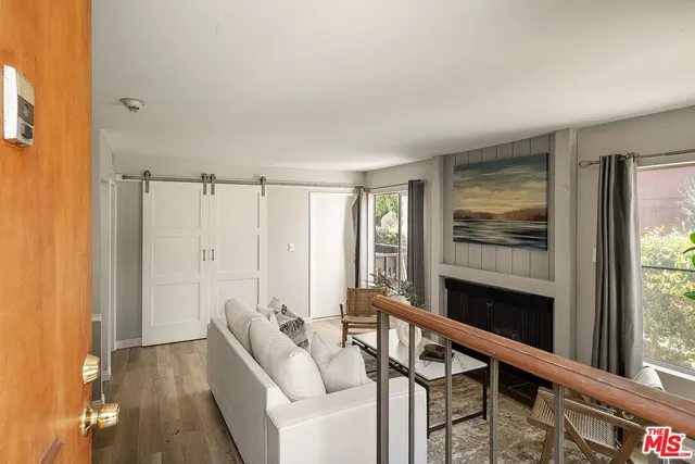 5124 Maytime Ln, Culver City, CA 90230