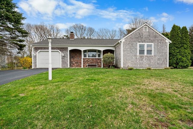 73 Uncle Willies Way, Barnstable, MA 02630
