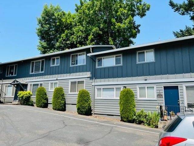 1415 SE Cora St #6, Portland, OR 97202