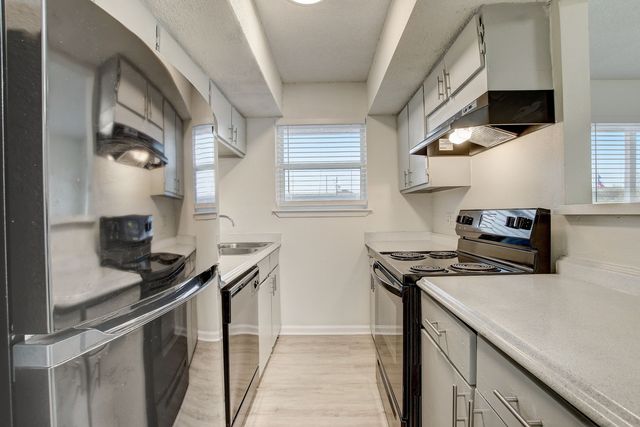 1405 Clearfield Dr #22812bf62, Austin, TX 78758
