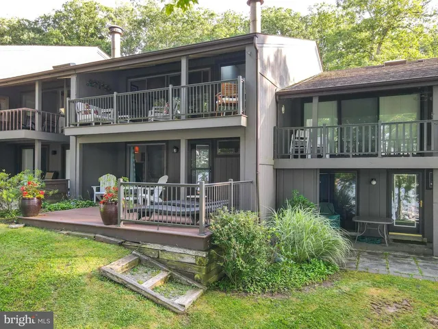 116 Wanderer Ln, Oakland, MD 21550