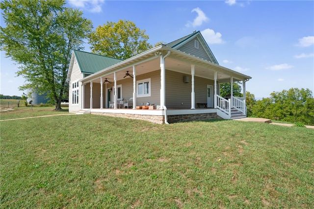 1973 Old Ferry Rd, Morrison, MO 65061