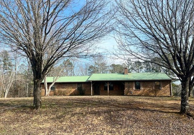 1010 County Road 214, Blue Springs, MS 38828