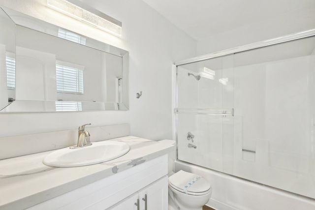 129 S  Olive St #13, Anaheim, CA 92805