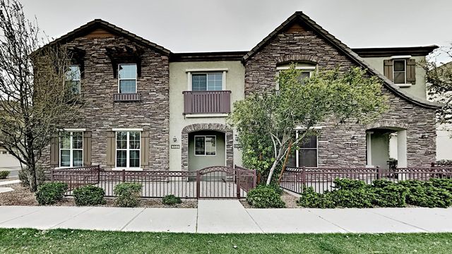 4703 E  Waterman St #102, Gilbert, AZ 85297