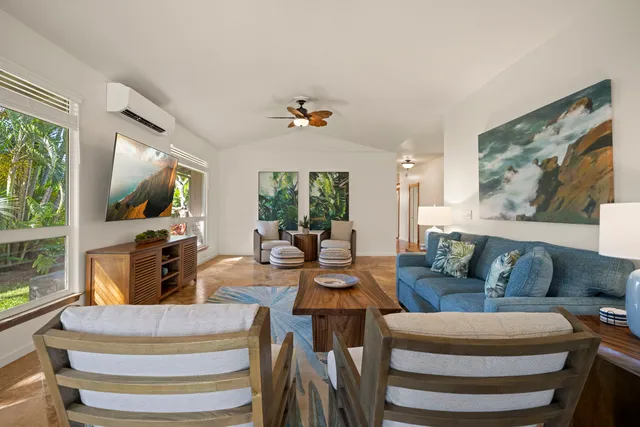 5015 Emmalani Dr, Princeville, HI 96722