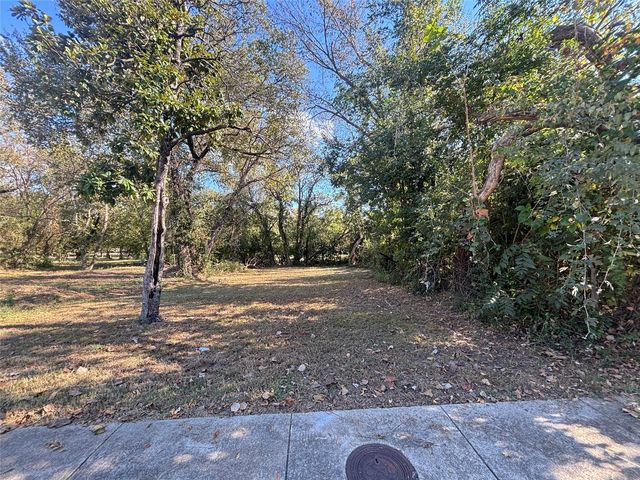 2850 Frost Ave, Dallas, TX 75215