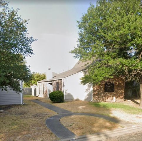 2510 Cross Timbers Dr, College Station, TX 77840
