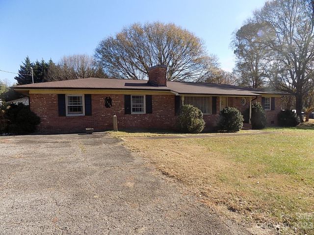 1356 Ford Dr, Lowell, NC 28098