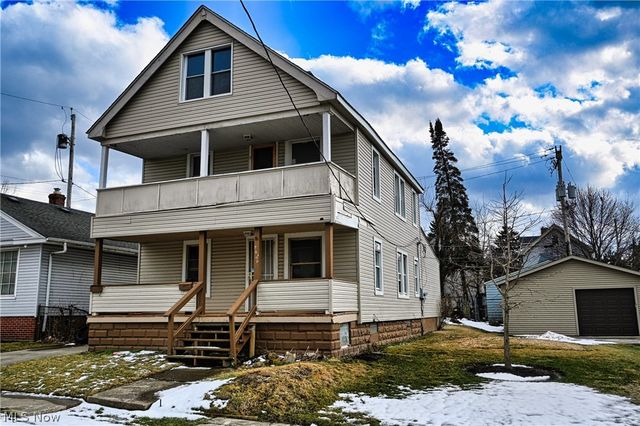 7626 Connecticut Ave, Cleveland, OH 44105