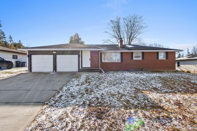 1123 Morris Ave, Green Bay, WI 54304