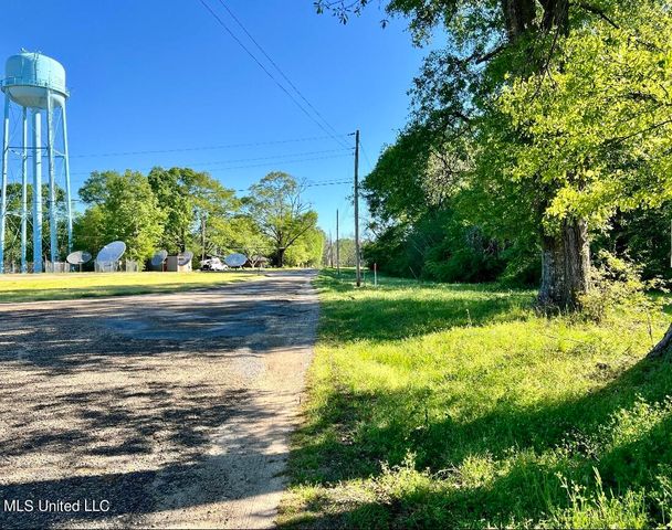 24 Highway, Centreville, MS 39631