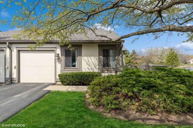 116 Honeysuckle Ct, Rolling Meadows, IL 60008