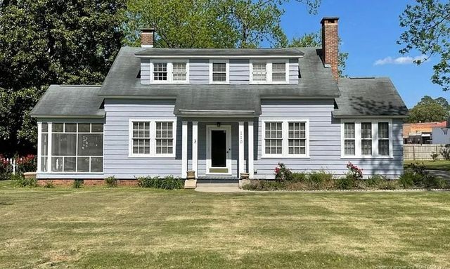 110 N  Church St, Roseboro, NC 28382
