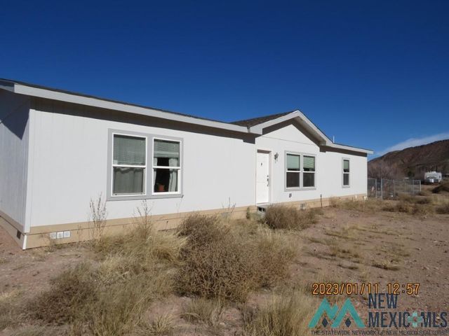 221 Turtleback Ave, Truth Or Consequences, NM 87901
