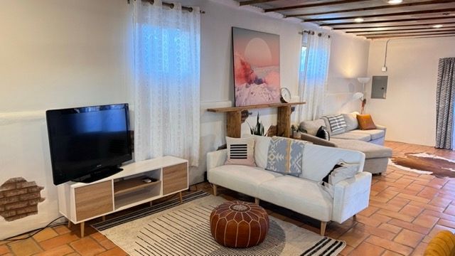Address Not Disclosed, Phoenix, AZ 85086